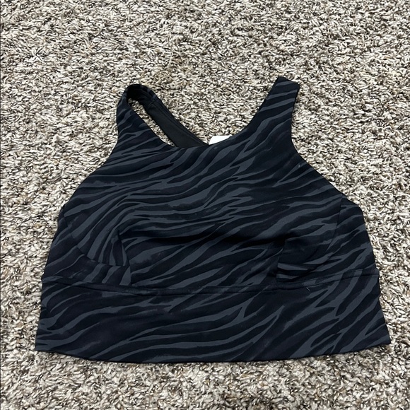 76. Preloved Lululemon Sz 8 athletic sports bra animal print - Picture 3 of 3
